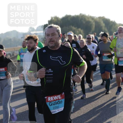 03.10.2025 - Köhlbrandbrückenlauf Jannik Wohlers http://msf.ph/oto/9061053 03.10.2025 09:22:51 Position 3 2293, 2392 meine-sportfotos.de