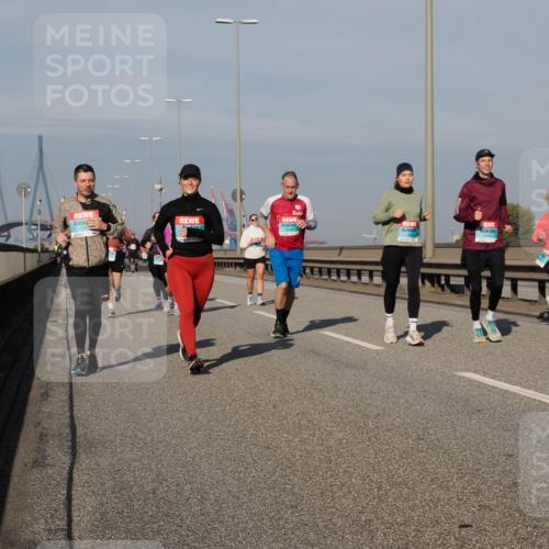 03.10.2025 - Köhlbrandbrückenlauf Fabian Wolf http://msf.ph/oto/9061077 03.10.2025 10:05:32 Position 3 1967 meine-sportfotos.de
