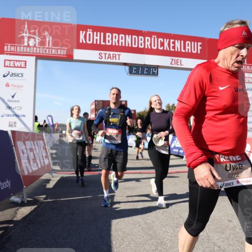 03.10.2025 - Köhlbrandbrückenlauf Lena Gebhardt http://msf.ph/oto/9061177 03.10.2025 13:11:14 Ziel 4135, 4521, 5218, 5258, 5522, 5754, 6272, 6572, 6685, 6686, 6727, 6751 meine-sportfotos.de