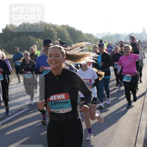 03.10.2025 - Köhlbrandbrückenlauf Jannik Wohlers http://msf.ph/oto/9061206 03.10.2025 09:22:54 Position 3 3322, 2270 meine-sportfotos.de