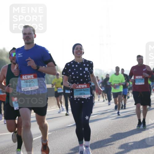 03.10.2025 - Köhlbrandbrückenlauf Jannik Wohlers http://msf.ph/oto/9061268 03.10.2025 09:15:03 Position 3 3181, 2979 meine-sportfotos.de