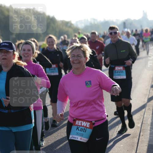 03.10.2025 - Köhlbrandbrückenlauf Jannik Wohlers http://msf.ph/oto/9061287 03.10.2025 09:22:57 Position 3 3033, 2965 meine-sportfotos.de