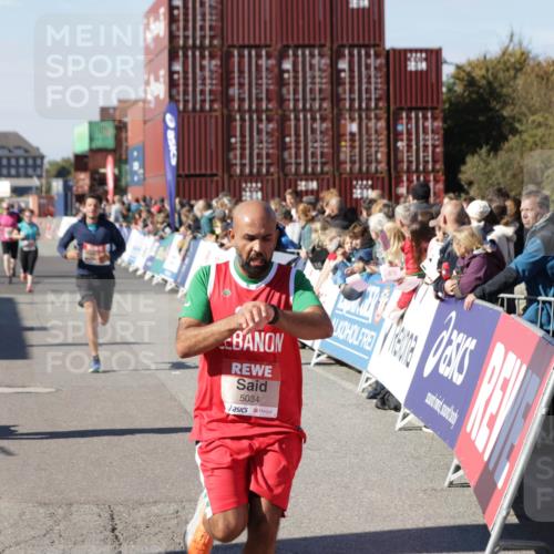 03.10.2025 - Köhlbrandbrückenlauf Jannik Wohlers http://msf.ph/oto/9061438 03.10.2025 13:13:22 Ziel 4191, 4223, 4324, 4373, 4383, 4448, 4463, 4513, 4583, 4853, 5025, 5034, 5204, 5261, 5358, 5678, 5852, 6788, 6789, 6818 meine-sportfotos.de
