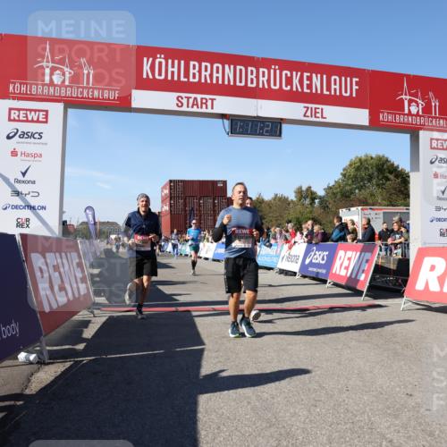 03.10.2025 - Köhlbrandbrückenlauf Lena Gebhardt http://msf.ph/oto/9061457 03.10.2025 13:11:22 Ziel 4135, 4293, 4315, 4325, 4521, 4597, 4999, 5218, 5258, 5522, 5754, 5939, 6028, 6080, 6572, 6680, 6685, 6686, 6726, 6727, 6751 meine-sportfotos.de