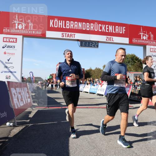 03.10.2025 - Köhlbrandbrückenlauf Lena Gebhardt http://msf.ph/oto/9061512 03.10.2025 13:11:23 Ziel 4135, 4293, 4315, 4325, 4521, 4597, 4999, 5145, 5258, 5522, 5754, 5939, 6028, 6080, 6680, 6685, 6686, 6726, 6727, 6751 meine-sportfotos.de