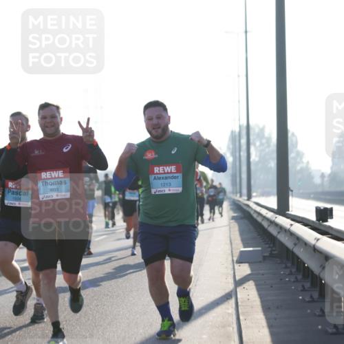 03.10.2025 - Köhlbrandbrückenlauf Jannik Wohlers http://msf.ph/oto/9061523 03.10.2025 09:15:06 Position 3 1504, 3603, 1213 meine-sportfotos.de