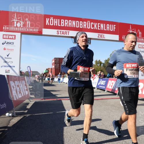 03.10.2025 - Köhlbrandbrückenlauf Lena Gebhardt http://msf.ph/oto/9061530 03.10.2025 13:11:23 Ziel 4135, 4293, 4315, 4325, 4521, 4597, 4999, 5145, 5258, 5522, 5754, 5939, 6028, 6080, 6680, 6685, 6686, 6726, 6727, 6751 meine-sportfotos.de