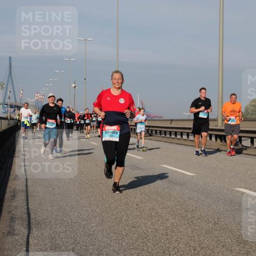 03.10.2025 - Köhlbrandbrückenlauf Fabian Wolf http://msf.ph/oto/9061551 03.10.2025 10:05:48 Position 3 8159 meine-sportfotos.de