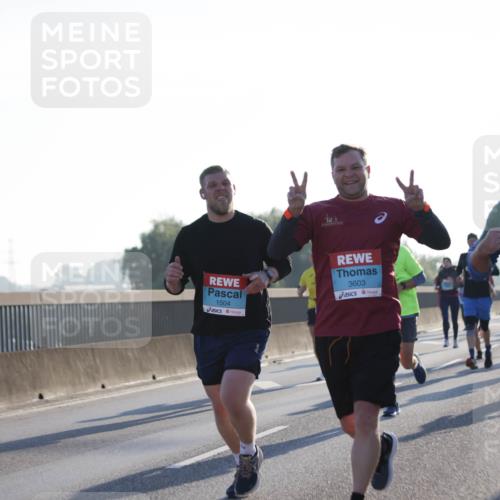 03.10.2025 - Köhlbrandbrückenlauf Jannik Wohlers http://msf.ph/oto/9061578 03.10.2025 09:15:07 Position 3 1504, 3603, 1213 meine-sportfotos.de