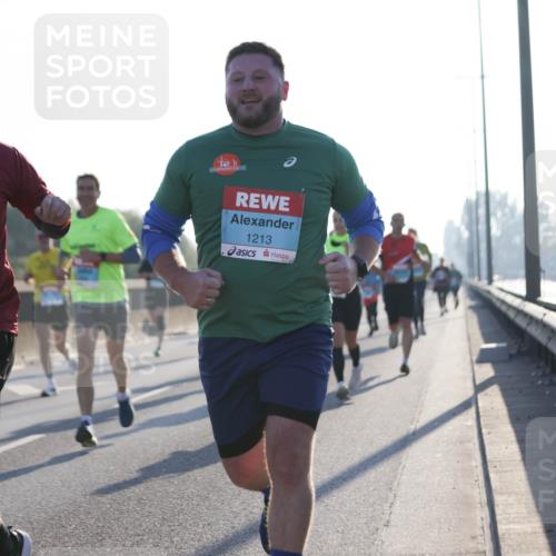03.10.2025 - Köhlbrandbrückenlauf Jannik Wohlers http://msf.ph/oto/9061589 03.10.2025 09:15:08 Position 3 3603, 1213 meine-sportfotos.de
