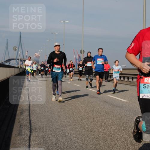 03.10.2025 - Köhlbrandbrückenlauf Fabian Wolf http://msf.ph/oto/9061619 03.10.2025 10:05:50 Position 3 3159 meine-sportfotos.de