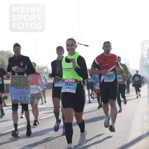 03.10.2025 - Köhlbrandbrückenlauf Jannik Wohlers http://msf.ph/oto/9061629 03.10.2025 09:15:09 Position 3 2024, 3454, 1297 meine-sportfotos.de