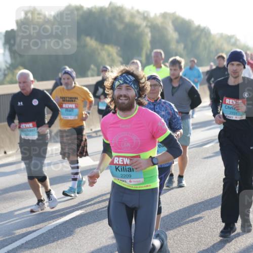 03.10.2025 - Köhlbrandbrückenlauf Jannik Wohlers http://msf.ph/oto/9061645 03.10.2025 09:23:09 Position 3 2209, 2231 meine-sportfotos.de