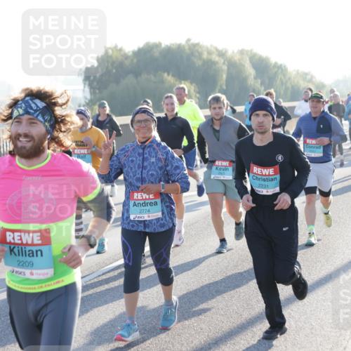 03.10.2025 - Köhlbrandbrückenlauf Jannik Wohlers http://msf.ph/oto/9061665 03.10.2025 09:23:10 Position 3 2209, 2774, 2053, 2313, 2231 meine-sportfotos.de