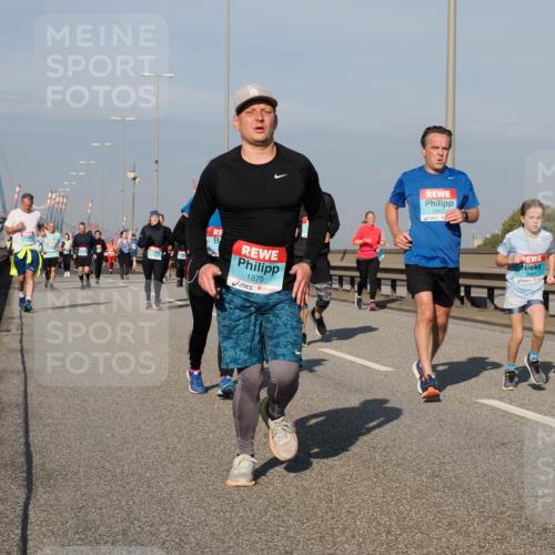 03.10.2025 - Köhlbrandbrückenlauf Fabian Wolf http://msf.ph/oto/9061697 03.10.2025 10:05:52 Position 3 1875, 2862, 2861 meine-sportfotos.de