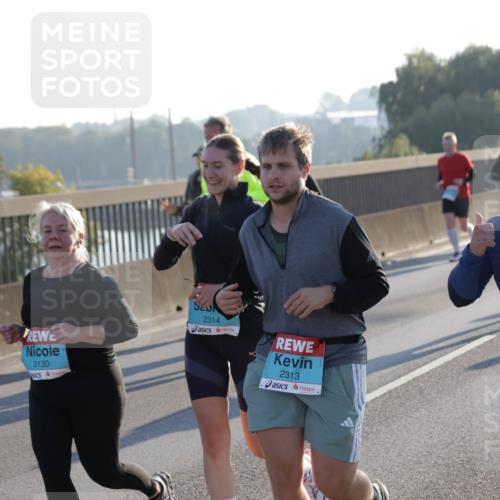 03.10.2025 - Köhlbrandbrückenlauf Jannik Wohlers http://msf.ph/oto/9061727 03.10.2025 09:23:12 Position 3 3122, 3130, 2314, 2313, 2053 meine-sportfotos.de