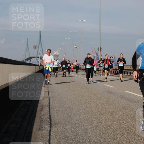 03.10.2025 - Köhlbrandbrückenlauf Fabian Wolf http://msf.ph/oto/9061740 03.10.2025 10:05:54 Position 3 3084 meine-sportfotos.de