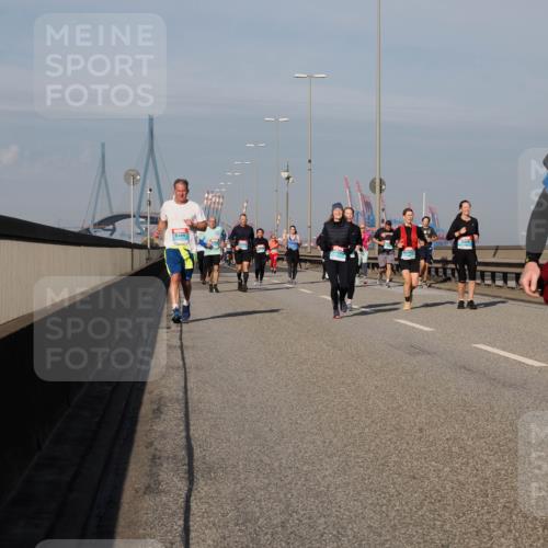 03.10.2025 - Köhlbrandbrückenlauf Fabian Wolf http://msf.ph/oto/9061748 03.10.2025 10:05:54 Position 3 3084 meine-sportfotos.de