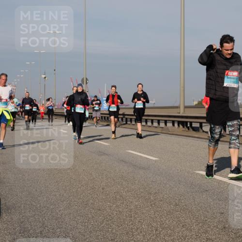 03.10.2025 - Köhlbrandbrückenlauf Fabian Wolf http://msf.ph/oto/9061792 03.10.2025 10:05:55 Position 3 1759 meine-sportfotos.de