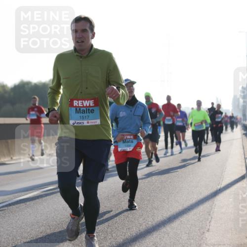 03.10.2025 - Köhlbrandbrückenlauf Jannik Wohlers http://msf.ph/oto/9061806 03.10.2025 09:15:14 Position 3 1517, 1330 meine-sportfotos.de