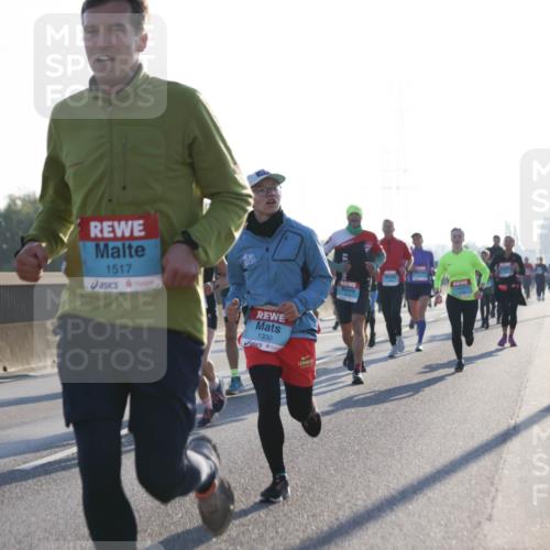 03.10.2025 - Köhlbrandbrückenlauf Jannik Wohlers http://msf.ph/oto/9061826 03.10.2025 09:15:14 Position 3 1517, 1330 meine-sportfotos.de