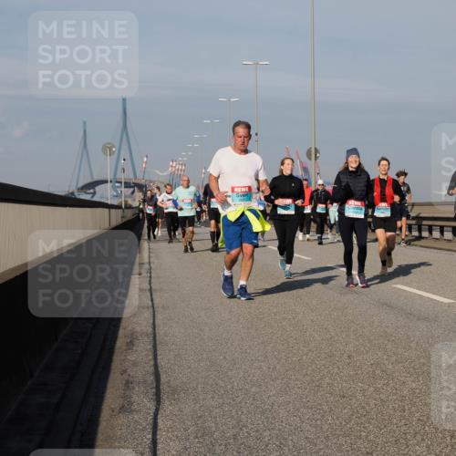03.10.2025 - Köhlbrandbrückenlauf Fabian Wolf http://msf.ph/oto/9061832 03.10.2025 10:05:57 Position 3 3110 meine-sportfotos.de