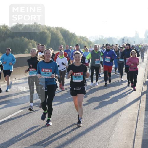 03.10.2025 - Köhlbrandbrückenlauf Jannik Wohlers http://msf.ph/oto/9061837 03.10.2025 09:23:14 Position 3 2149, 2036, 2019 meine-sportfotos.de