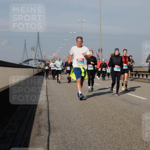 03.10.2025 - Köhlbrandbrückenlauf Fabian Wolf http://msf.ph/oto/9061840 03.10.2025 10:05:57 Position 3 2417, 0 meine-sportfotos.de