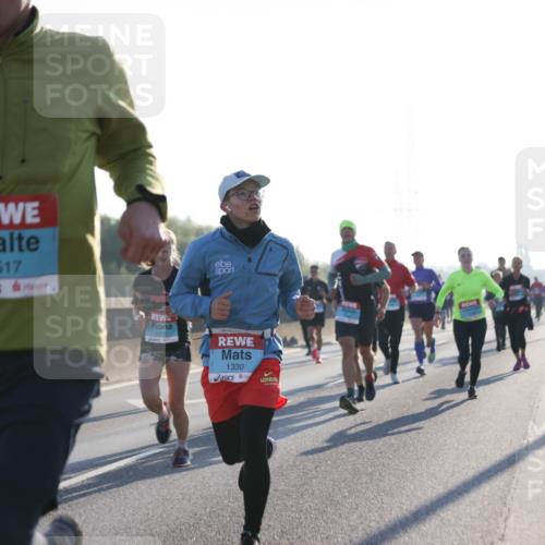 03.10.2025 - Köhlbrandbrückenlauf Jannik Wohlers http://msf.ph/oto/9061854 03.10.2025 09:15:15 Position 3 1517, 1330 meine-sportfotos.de