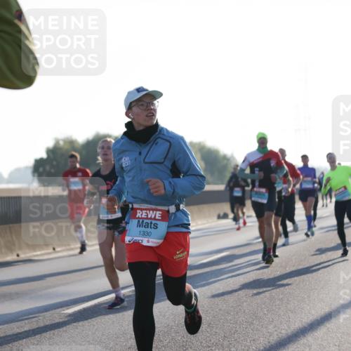 03.10.2025 - Köhlbrandbrückenlauf Jannik Wohlers http://msf.ph/oto/9061877 03.10.2025 09:15:15 Position 3 1330 meine-sportfotos.de