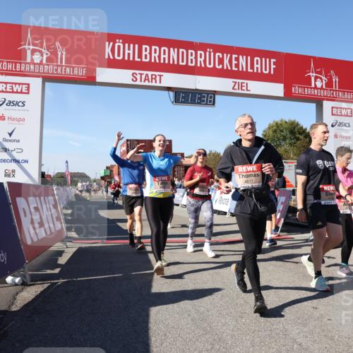 03.10.2025 - Köhlbrandbrückenlauf Lena Gebhardt http://msf.ph/oto/9061906 03.10.2025 13:11:38 Ziel 4158, 4178, 4315, 4325, 4353, 4354, 4427, 4501, 4538, 4568, 4617, 4736, 4777, 4782, 4799, 4845, 5145, 5794, 5866, 5869, 5937, 6217, 6218, 6517, 6563, 6680, 6689, 6690, 6691 meine-sportfotos.de