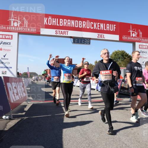 03.10.2025 - Köhlbrandbrückenlauf Lena Gebhardt http://msf.ph/oto/9061910 03.10.2025 13:11:39 Ziel 4158, 4178, 4353, 4354, 4427, 4501, 4538, 4568, 4617, 4736, 4777, 4782, 4799, 4845, 5145, 5794, 5866, 5869, 5937, 6217, 6218, 6517, 6563, 6689, 6690, 6691 meine-sportfotos.de