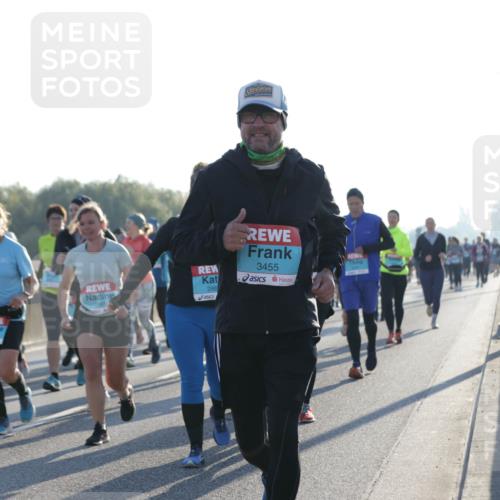 03.10.2025 - Köhlbrandbrückenlauf Jannik Wohlers http://msf.ph/oto/9061956 03.10.2025 09:23:22 Position 3 286, 3455 meine-sportfotos.de