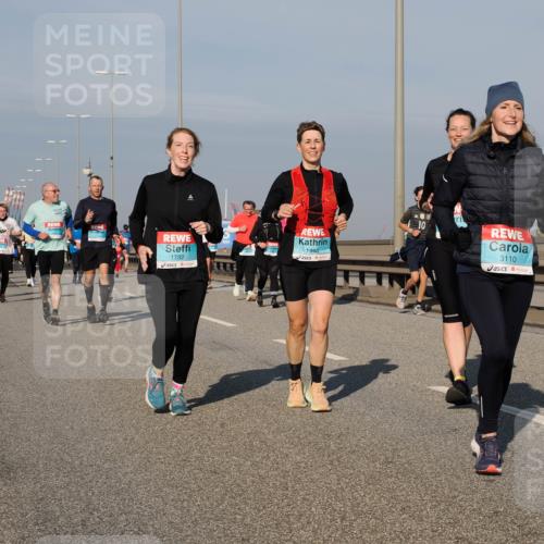 03.10.2025 - Köhlbrandbrückenlauf Fabian Wolf http://msf.ph/oto/9061968 03.10.2025 10:06:00 Position 3 1732, 1440, 3110 meine-sportfotos.de