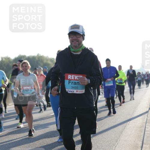 03.10.2025 - Köhlbrandbrückenlauf Jannik Wohlers http://msf.ph/oto/9061972 03.10.2025 09:23:22 Position 3 3455 meine-sportfotos.de