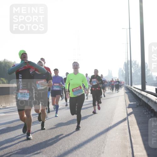 03.10.2025 - Köhlbrandbrückenlauf Jannik Wohlers http://msf.ph/oto/9061973 03.10.2025 09:15:17 Position 3 3053, 1110, 57 meine-sportfotos.de