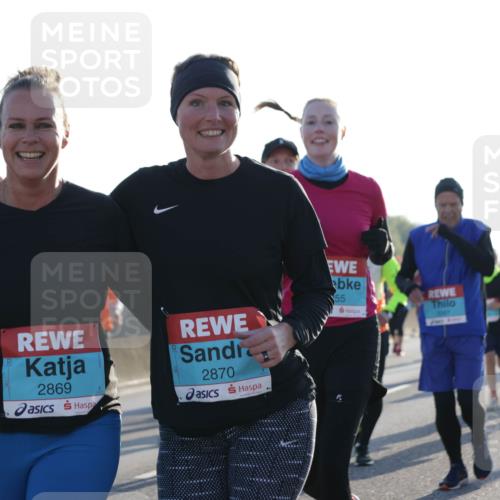 03.10.2025 - Köhlbrandbrückenlauf Jannik Wohlers http://msf.ph/oto/9062039 03.10.2025 09:23:24 Position 3 2869, 2870, 55 meine-sportfotos.de