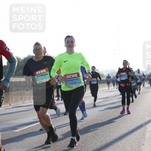 03.10.2025 - Köhlbrandbrückenlauf Jannik Wohlers http://msf.ph/oto/9062049 03.10.2025 09:15:18 Position 3 3053, 1077, 1110 meine-sportfotos.de
