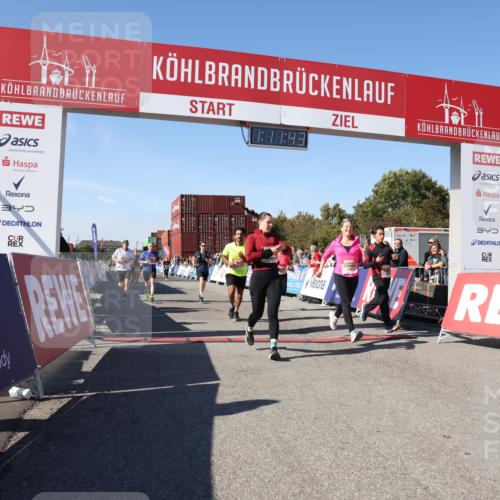 03.10.2025 - Köhlbrandbrückenlauf Lena Gebhardt http://msf.ph/oto/9062053 03.10.2025 13:11:43 Ziel 4158, 4178, 4353, 4354, 4427, 4469, 4501, 4538, 4568, 4617, 4736, 4777, 4782, 4799, 4845, 5097, 5866, 5869, 5937, 6217, 6218, 6517, 6622, 6689 meine-sportfotos.de