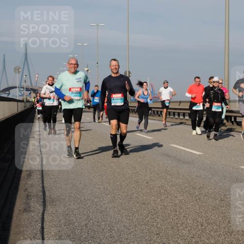 03.10.2025 - Köhlbrandbrückenlauf Fabian Wolf http://msf.ph/oto/9062060 03.10.2025 10:06:03 Position 3 2848, 160 meine-sportfotos.de
