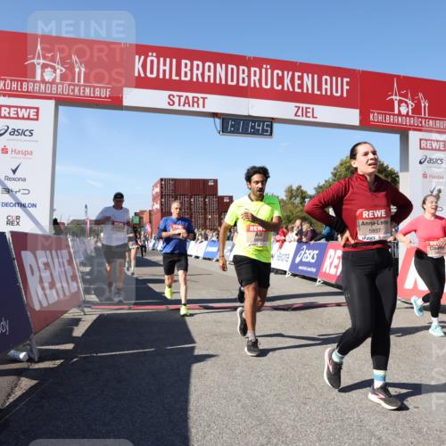 03.10.2025 - Köhlbrandbrückenlauf Lena Gebhardt http://msf.ph/oto/9062116 03.10.2025 13:11:45 Ziel 4158, 4178, 4353, 4354, 4469, 4538, 4568, 4617, 4736, 4777, 4782, 4799, 4845, 5097, 5866, 5869, 5937, 6033, 6048, 6049, 6217, 6218, 6517, 6622, 6689 meine-sportfotos.de