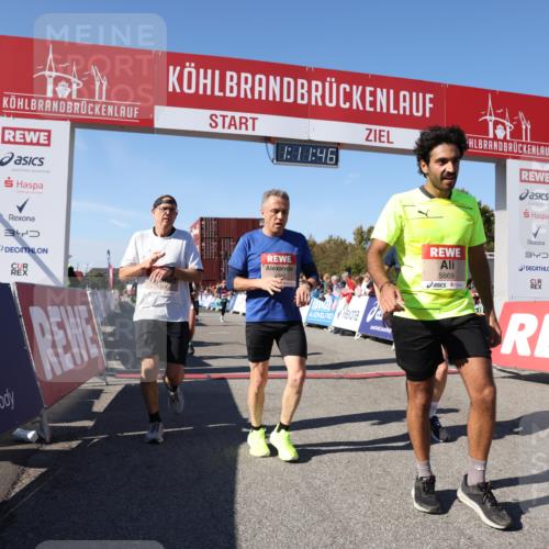 03.10.2025 - Köhlbrandbrückenlauf Lena Gebhardt http://msf.ph/oto/9062141 03.10.2025 13:11:47 Ziel 4178, 4353, 4354, 4469, 4538, 4568, 4685, 4736, 4777, 4782, 4845, 5097, 5396, 5426, 5866, 5869, 5937, 6033, 6048, 6049, 6217, 6218, 6517, 6622, 6689 meine-sportfotos.de