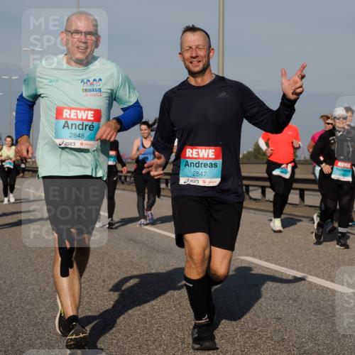 03.10.2025 - Köhlbrandbrückenlauf Fabian Wolf http://msf.ph/oto/9062167 03.10.2025 10:06:06 Position 3 2848, 2847 meine-sportfotos.de