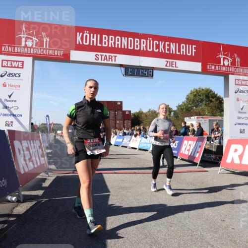 03.10.2025 - Köhlbrandbrückenlauf Lena Gebhardt http://msf.ph/oto/9062190 03.10.2025 13:11:50 Ziel 4100, 4101, 4178, 4353, 4354, 4469, 4568, 4685, 4736, 4782, 5097, 5396, 5426, 5866, 5869, 5937, 6033, 6048, 6049, 6622, 6763 meine-sportfotos.de