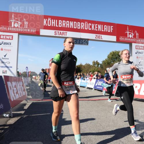03.10.2025 - Köhlbrandbrückenlauf Lena Gebhardt http://msf.ph/oto/9062206 03.10.2025 13:11:50 Ziel 4100, 4101, 4178, 4353, 4354, 4469, 4568, 4685, 4736, 4782, 5097, 5396, 5426, 5866, 5869, 5937, 6033, 6048, 6049, 6622, 6763 meine-sportfotos.de