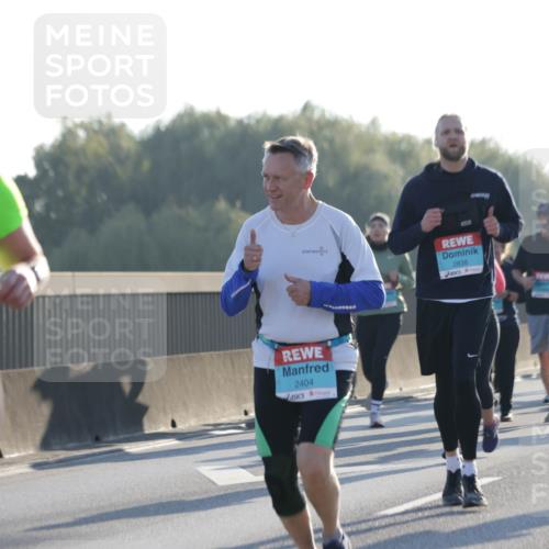 03.10.2025 - Köhlbrandbrückenlauf Jannik Wohlers http://msf.ph/oto/9062229 03.10.2025 09:23:31 Position 3 2838, 2404 meine-sportfotos.de