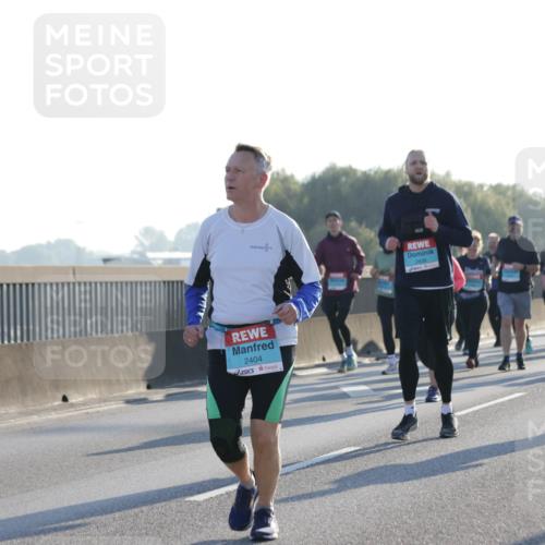 03.10.2025 - Köhlbrandbrückenlauf Jannik Wohlers http://msf.ph/oto/9062281 03.10.2025 09:23:32 Position 3 2404 meine-sportfotos.de