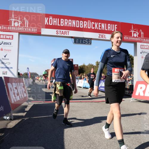 03.10.2025 - Köhlbrandbrückenlauf Lena Gebhardt http://msf.ph/oto/9062311 03.10.2025 13:11:54 Ziel 4100, 4101, 4178, 4353, 4354, 4469, 4685, 5097, 5396, 5426, 5910, 5911, 6033, 6048, 6049, 6622, 6763, 6796 meine-sportfotos.de