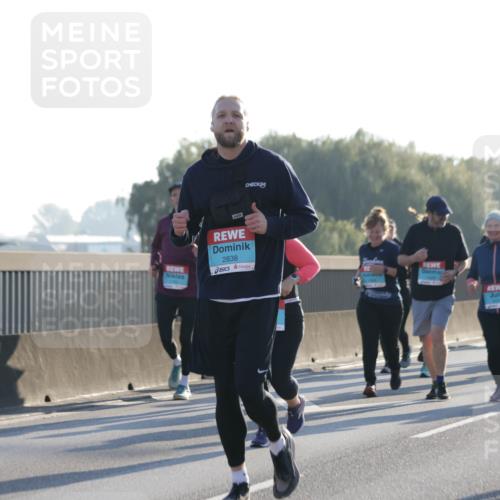 03.10.2025 - Köhlbrandbrückenlauf Jannik Wohlers http://msf.ph/oto/9062312 03.10.2025 09:23:33 Position 3 2838, 025, 1700 meine-sportfotos.de