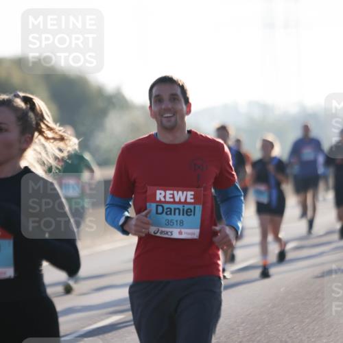 03.10.2025 - Köhlbrandbrückenlauf Jannik Wohlers http://msf.ph/oto/9062326 03.10.2025 09:15:33 Position 3 1208, 3518 meine-sportfotos.de